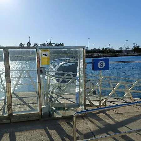 بوتيل Noche Insolita En Yate De 16m A 2 Minutos De La Playa *